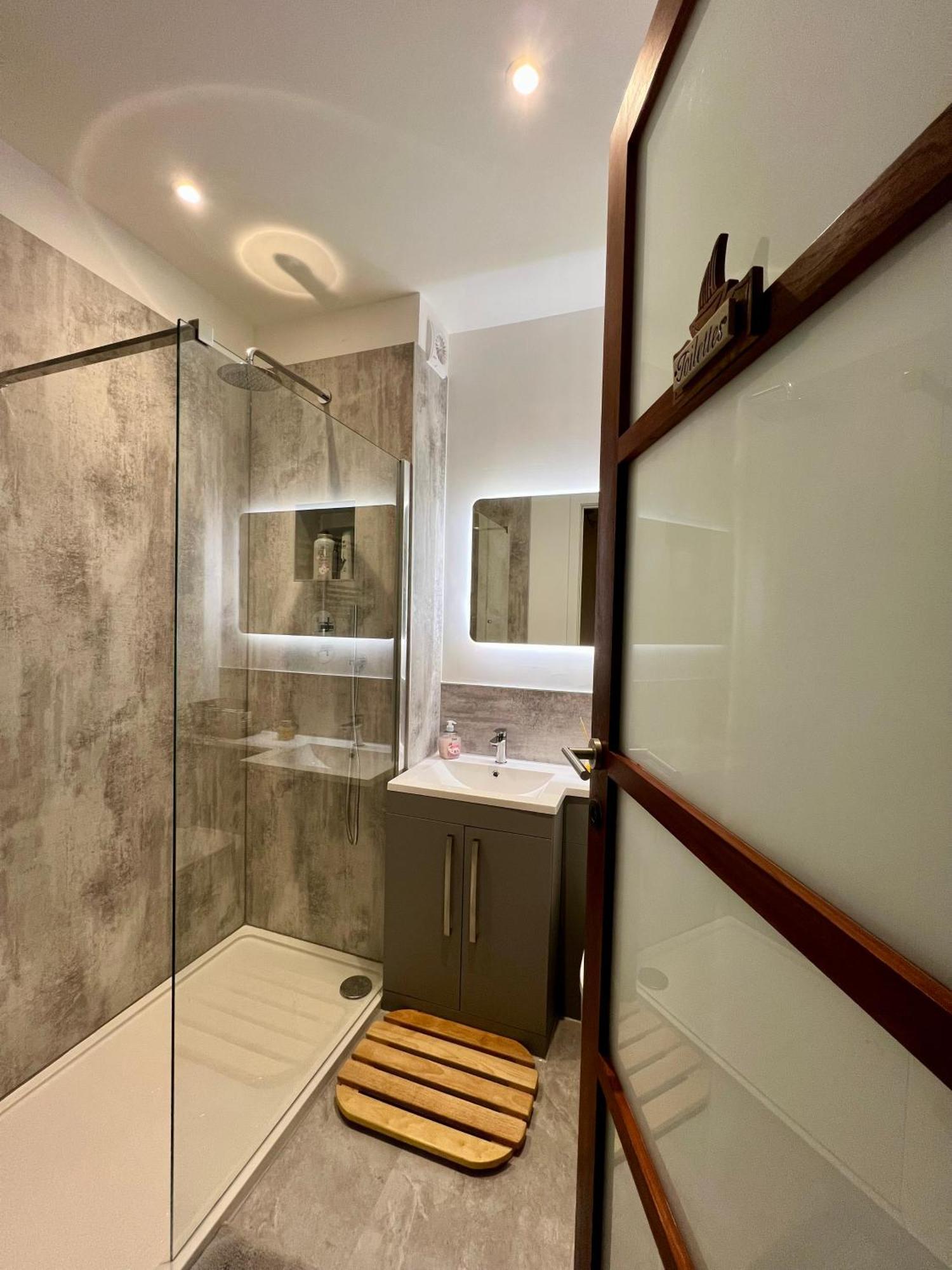 Stunning Victorian Mansion Apartment - Hosted By Agf Property - Free Parking Upon Request Brighton Exterior photo